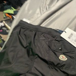 Moncler shorts small